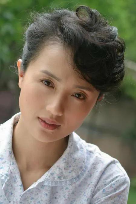 朱媛媛火化后才发讣告？背后到底藏着这些秘密
 
2025年5月21日，社交平台突