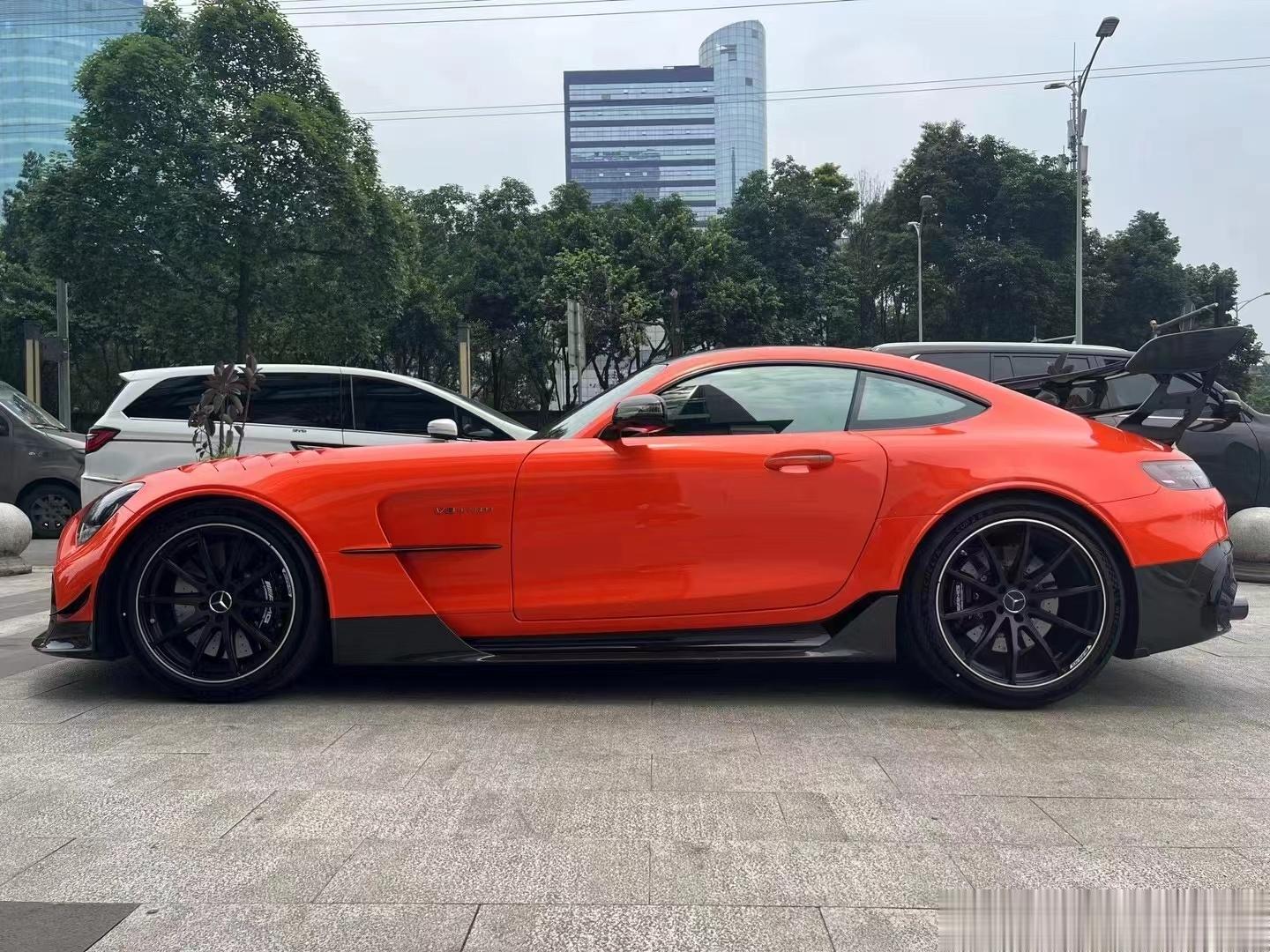 AMG GT BS价格落到500w内了，今年不管什么车真的全线价格下探。。。#汽