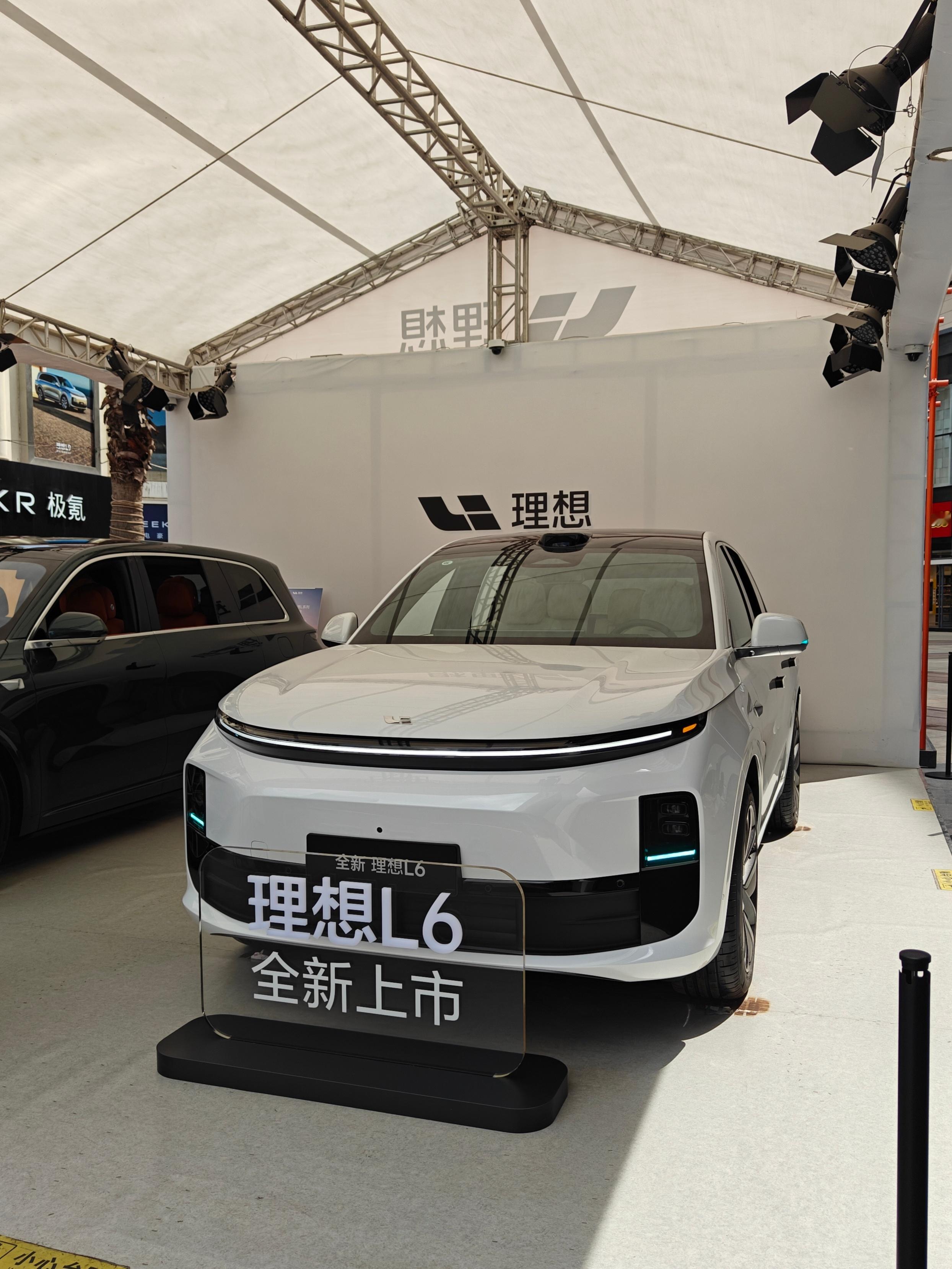 《更新也更完善———理想L6 pro》理想L6以24.98万的起步价吸引了不少眼