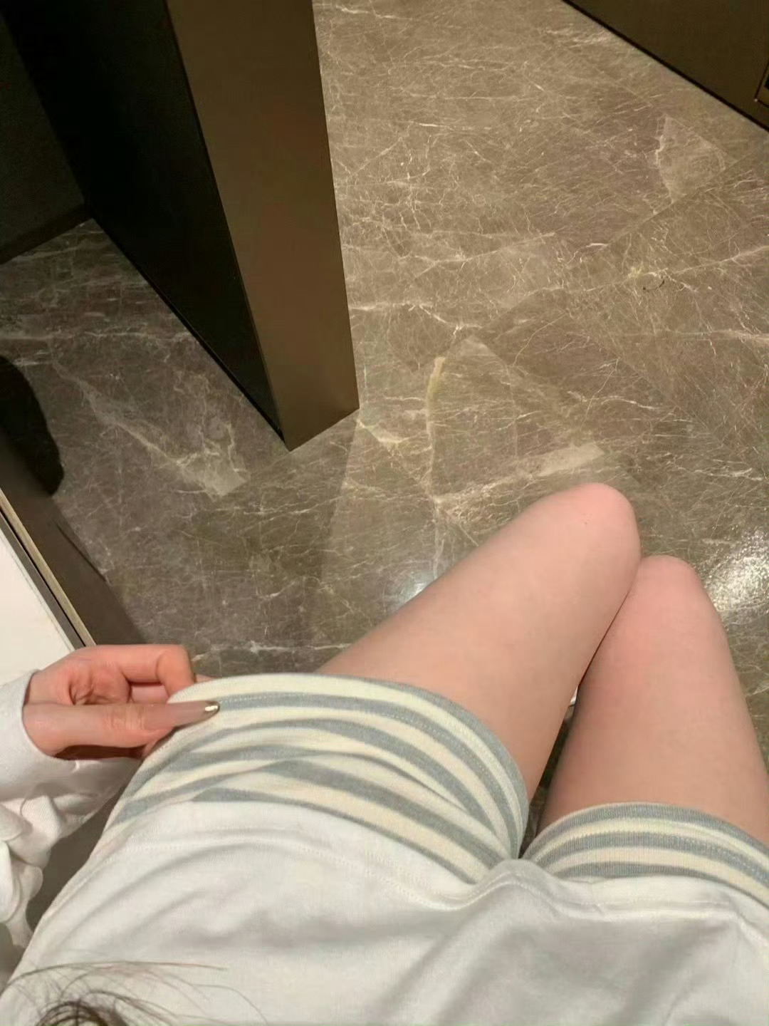 正常穿搭无不良价值观导向 