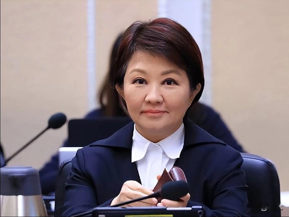 就在刚刚

台中市长卢秀燕发表声明

4月13日，针对郑丽文访陆落幕，大陆紧跟放