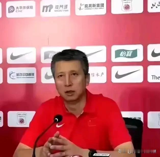 中国男篮65-70不敌尤文图特队。赛后，主教练郭仕强对比赛进行了深入的点评和总结