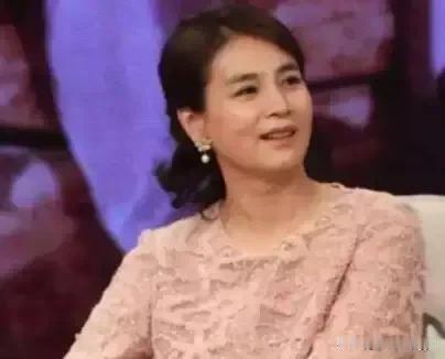 岁月如歌，真不敢相信，曾经的＂扣儿＂也老了，不堪回首啊！