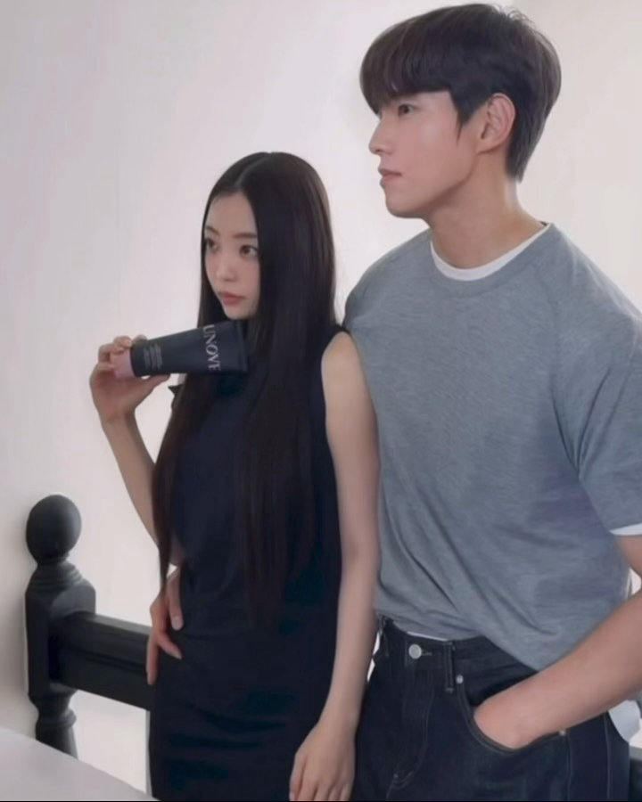 换乘恋爱4 敏京胜勇ins更新：@ harpersbazaarkorea 🩷?