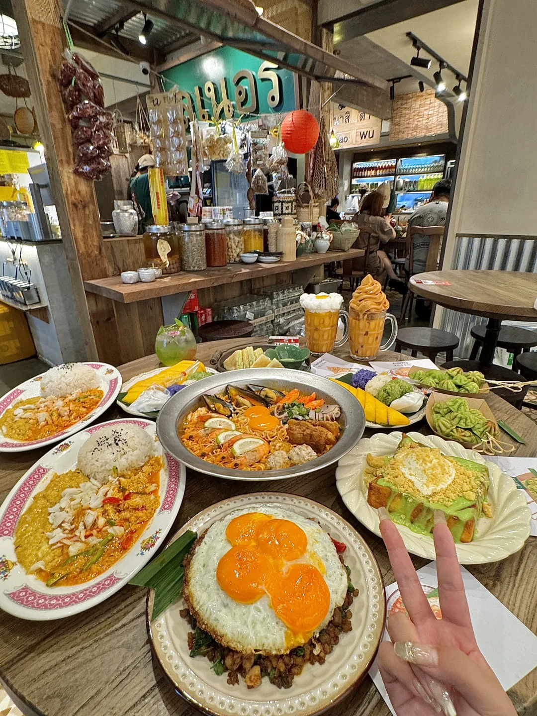 卧卧卧……不在曼谷！！西湖边也有了🥹🥹
