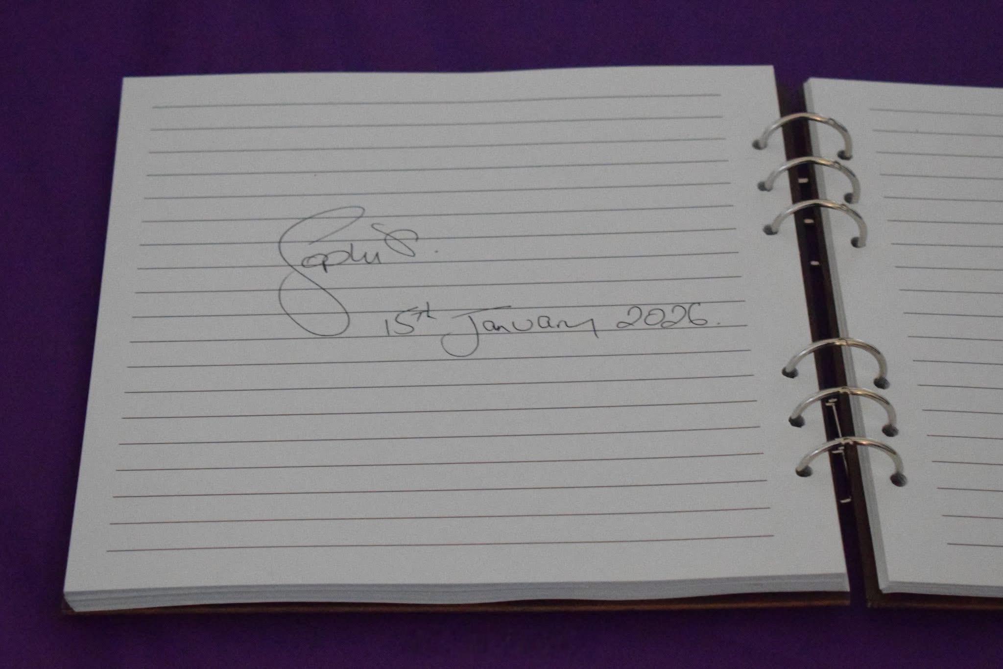 英国王室  2026年1月15日，爱丁堡公爵夫人苏菲在谢菲尔德访问一家为患有自闭