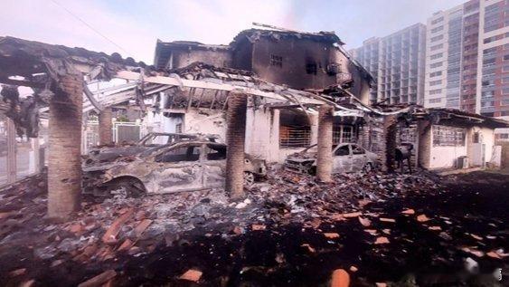 凤凰新闻【特朗普称若必要将对委发动“第二波”打击，哪些情形可能触发？专家解读】【