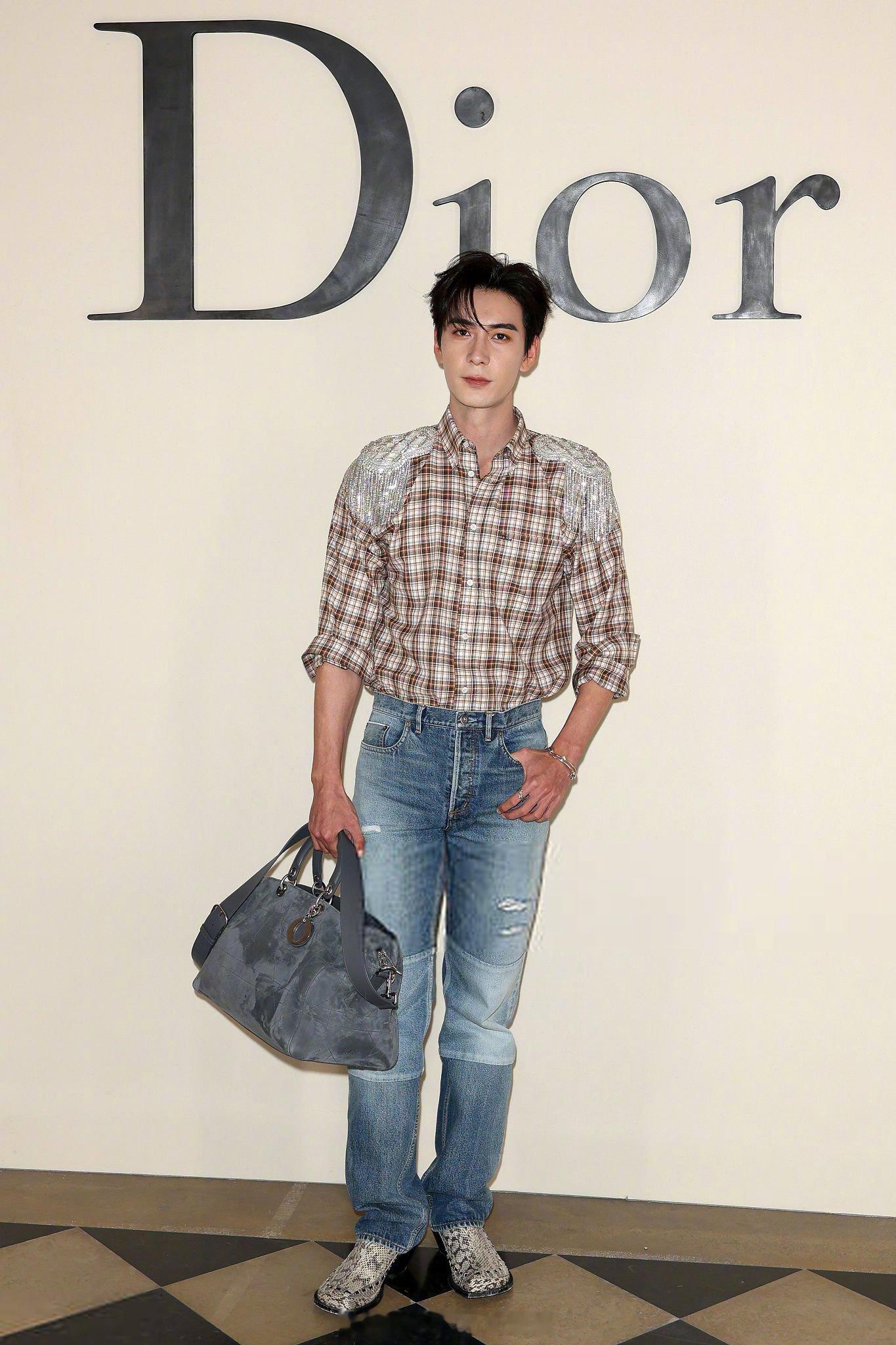 Dior 2027夏季男装秀看秀艺人造型合集，于适 / 邓为 / 陈星旭 / 朴