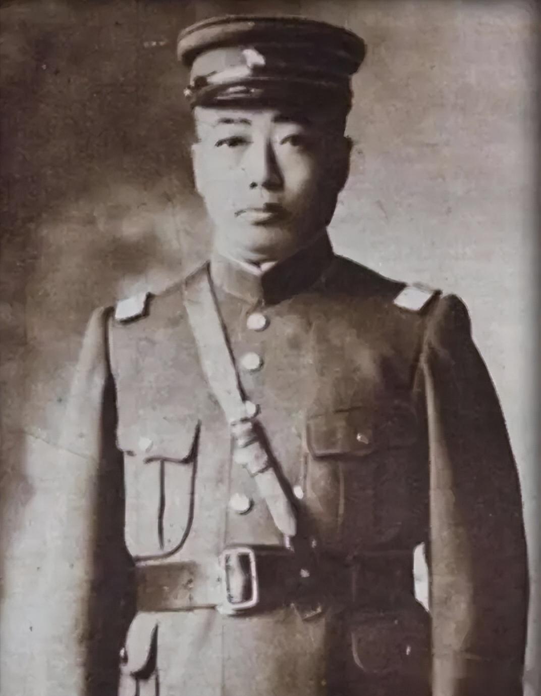 1929年杨宇霆被张学良处决后，他的亲信李景明和王子明便立刻反水，霸占了杨家财产