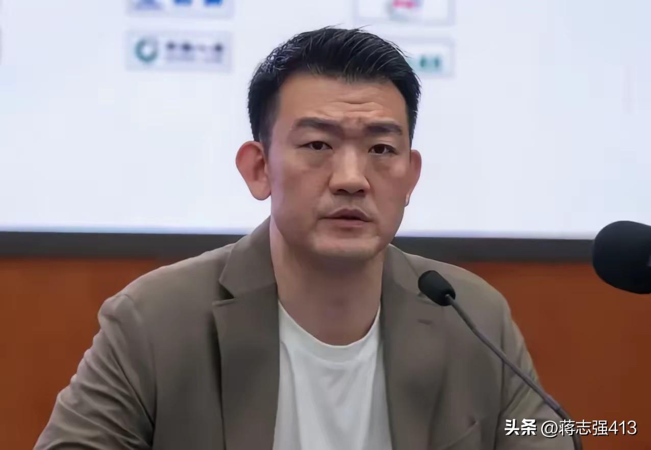 王博也学会了CBA的人情世故，别看昨晚大比分输给深圳队，其实王博也是在为季后赛布