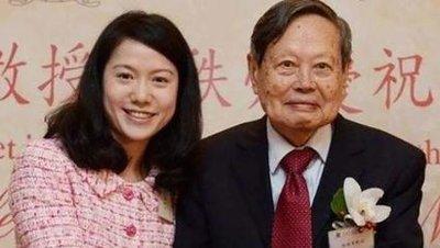 站在比世俗更高维度看翁帆，才知：被可怜的她，才是真正人生赢家。如果以普通人的眼光