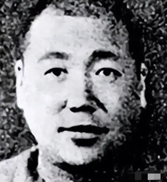 1930年，马玉仁带着3000名土匪血洗江苏古镇沙沟，掳走几十名少女当压寨夫人，