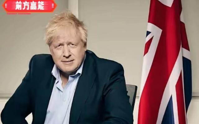 英国前首相鲍里斯·约翰逊，近日发表了一篇文章。核心观点只有一个：中国至少一百年都