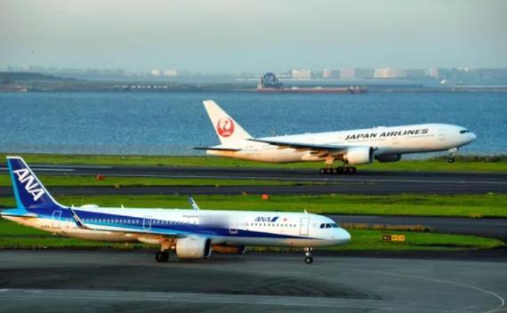 日本全日空、日航两大航司，飞欧洲85%的航班都得借道中国领空，这就是他们的空中生