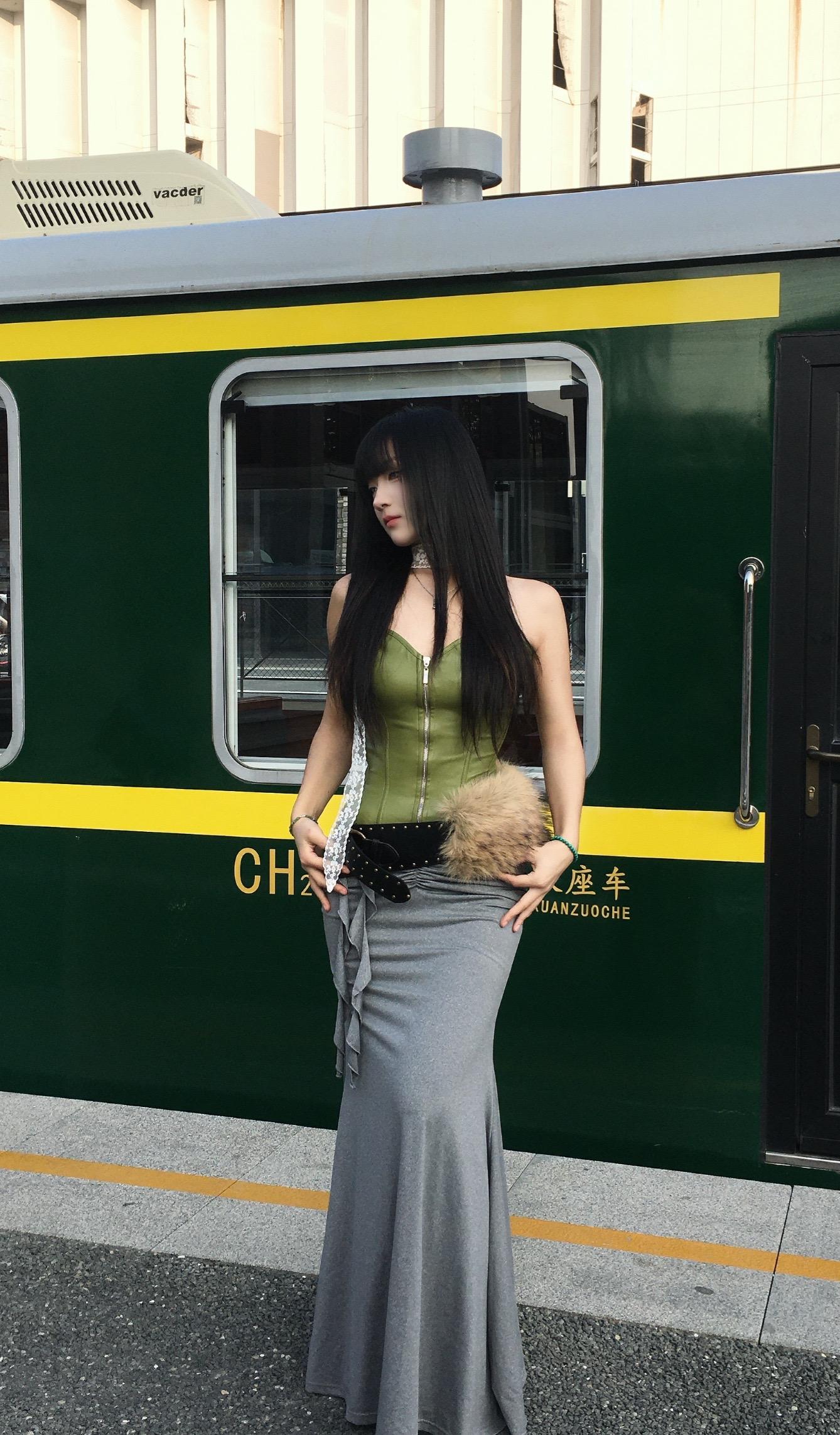 喜欢坏女人是吧 那我只能本色出演了