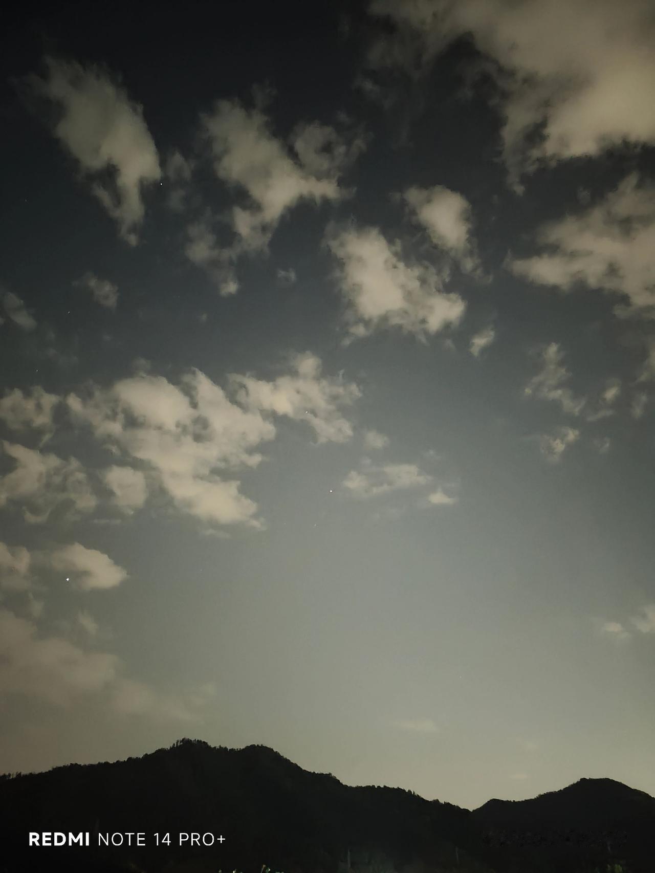 按下快门的瞬间