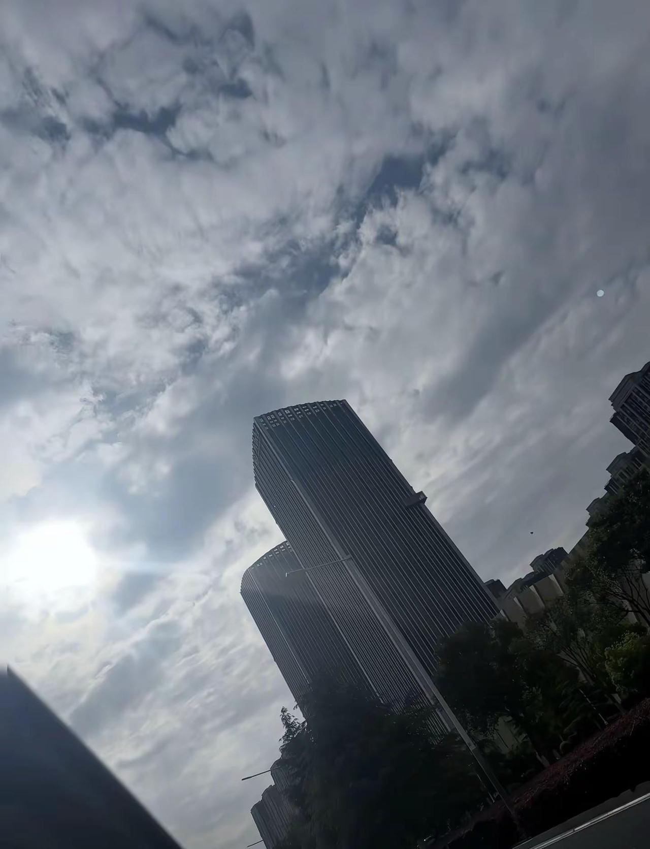 地球online提醒您，请勿在npc身上浪费太多时间，避免影响玩家自身情绪_祝各