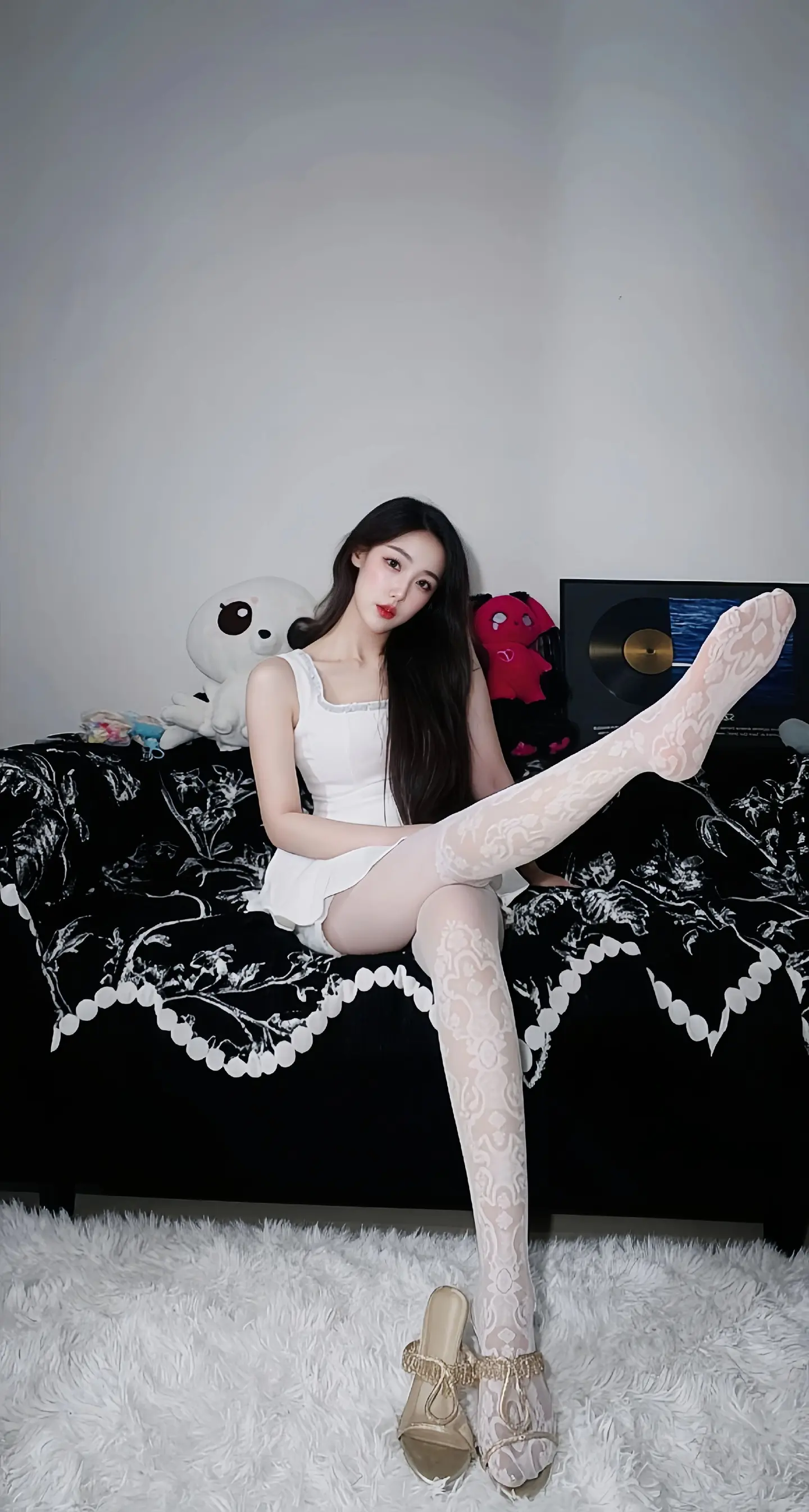 lady一下  白色套装➕白腿袜✨。