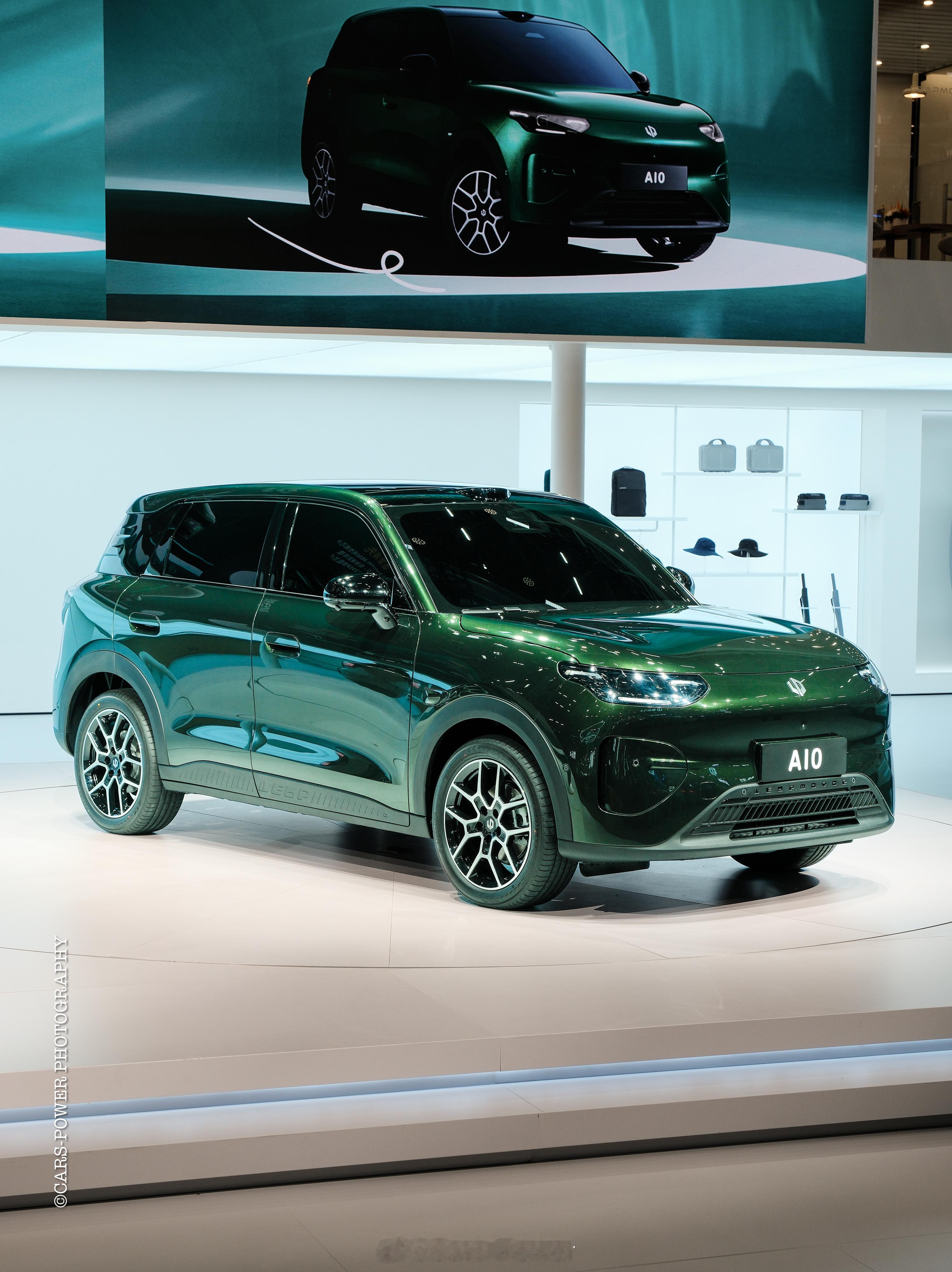 全新零跑A10广州车展首发🤎🤎🤎橡果棕🦖🦖🦖海苔绿双车出镜哪个颜色是