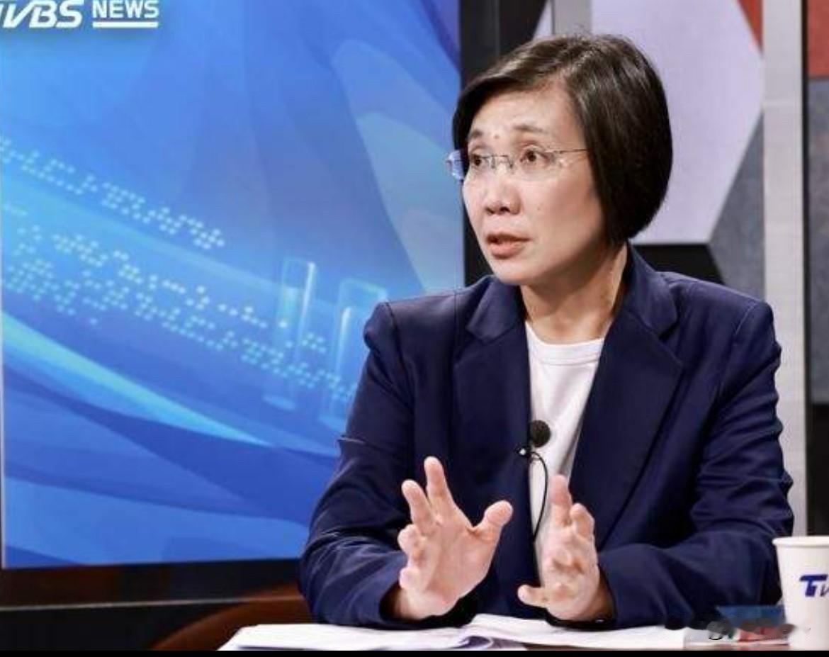 徐欣莹否认承诺礼让竹北
历史哥狠批！

对于徐欣莹上节目否认承诺，历史哥公开进行