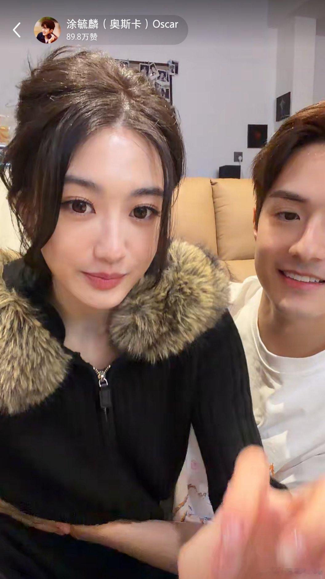 毓言cp昨晚直播最精神的时刻老婆回家了～立马拉入怀中抱抱不知道的以为异地3年(3