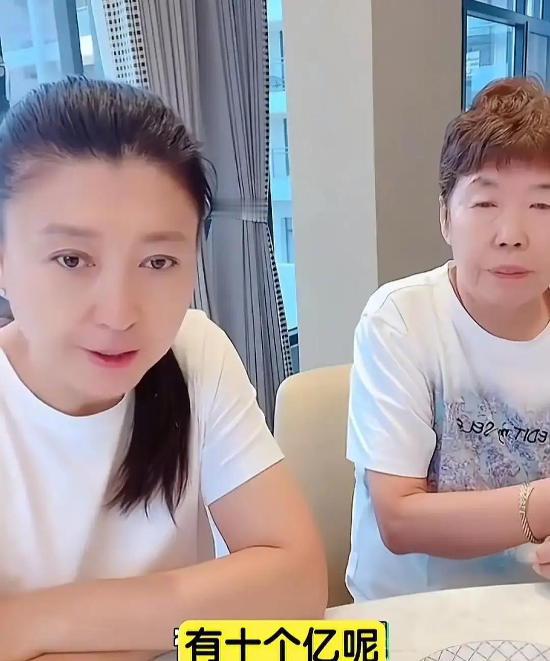 32岁儿子月入20万，她还在直播间抹泪
 
这数字搁普通人眼里是天文，可搁北京五