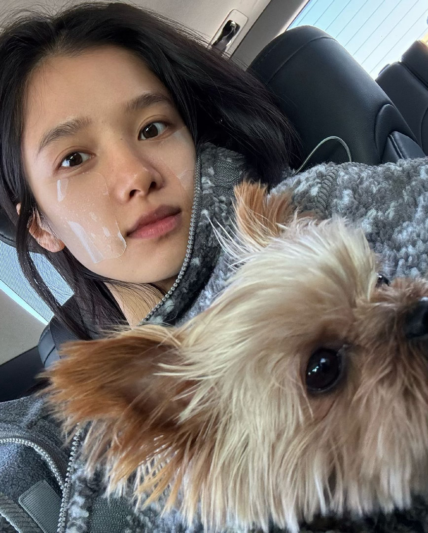 此女应该是素颜照最多的人吧 