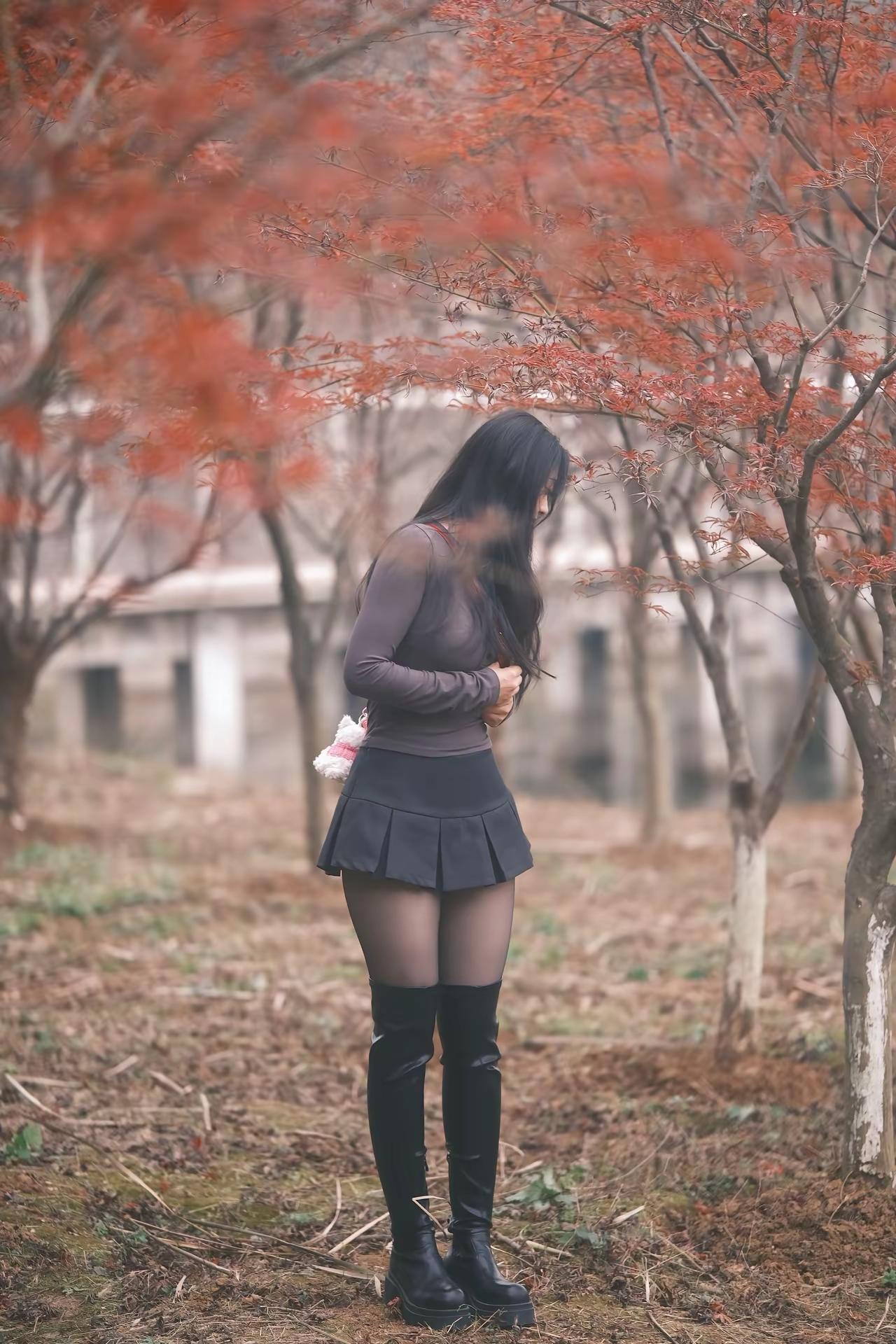 被同事背刺我，心情有点糟糕。以后不敢和同事讲太多事情，也不会在和同事谈论公司，以