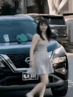 强悍的女子，就是欠揍