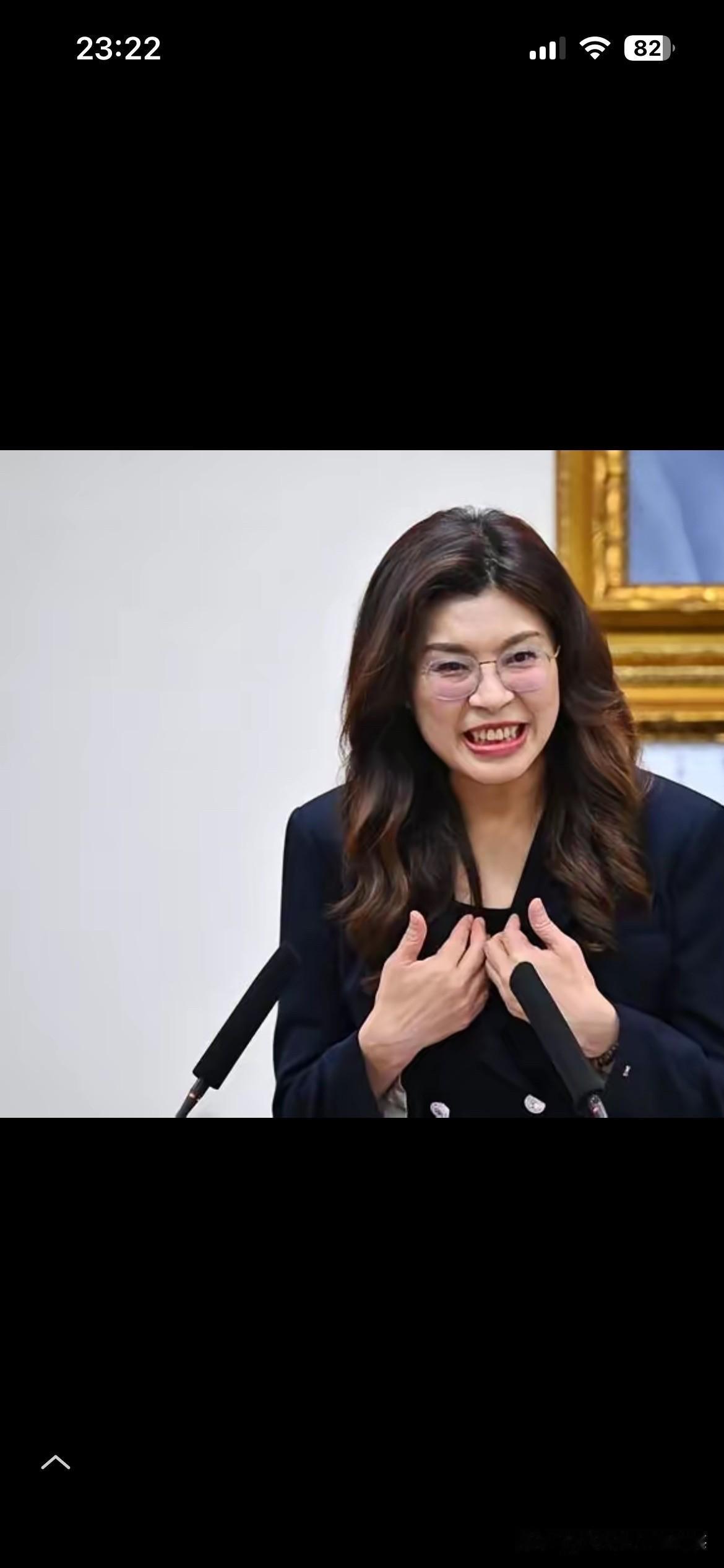 郑丽文提欧盟模式，不可取！
近日，郑丽文在公开场合提及欧盟模式，这不可取！
根本