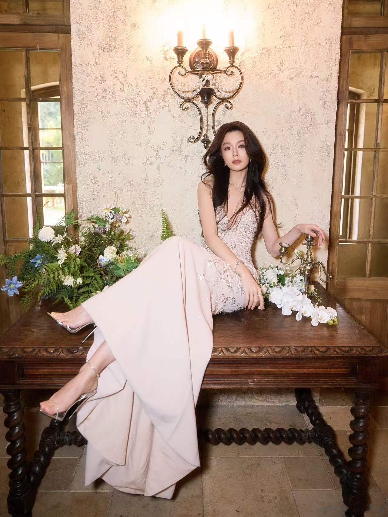 文咏珊 港女唱港风歌才是绝杀文咏珊最新物料只需要一张就能绝杀 