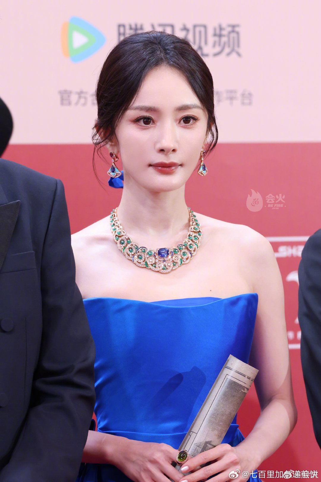 今晚上影节的女明星生图杨幂、倪妮、章子怡、张子枫、杨超越章子怡短发杨幂宝蓝高定倪