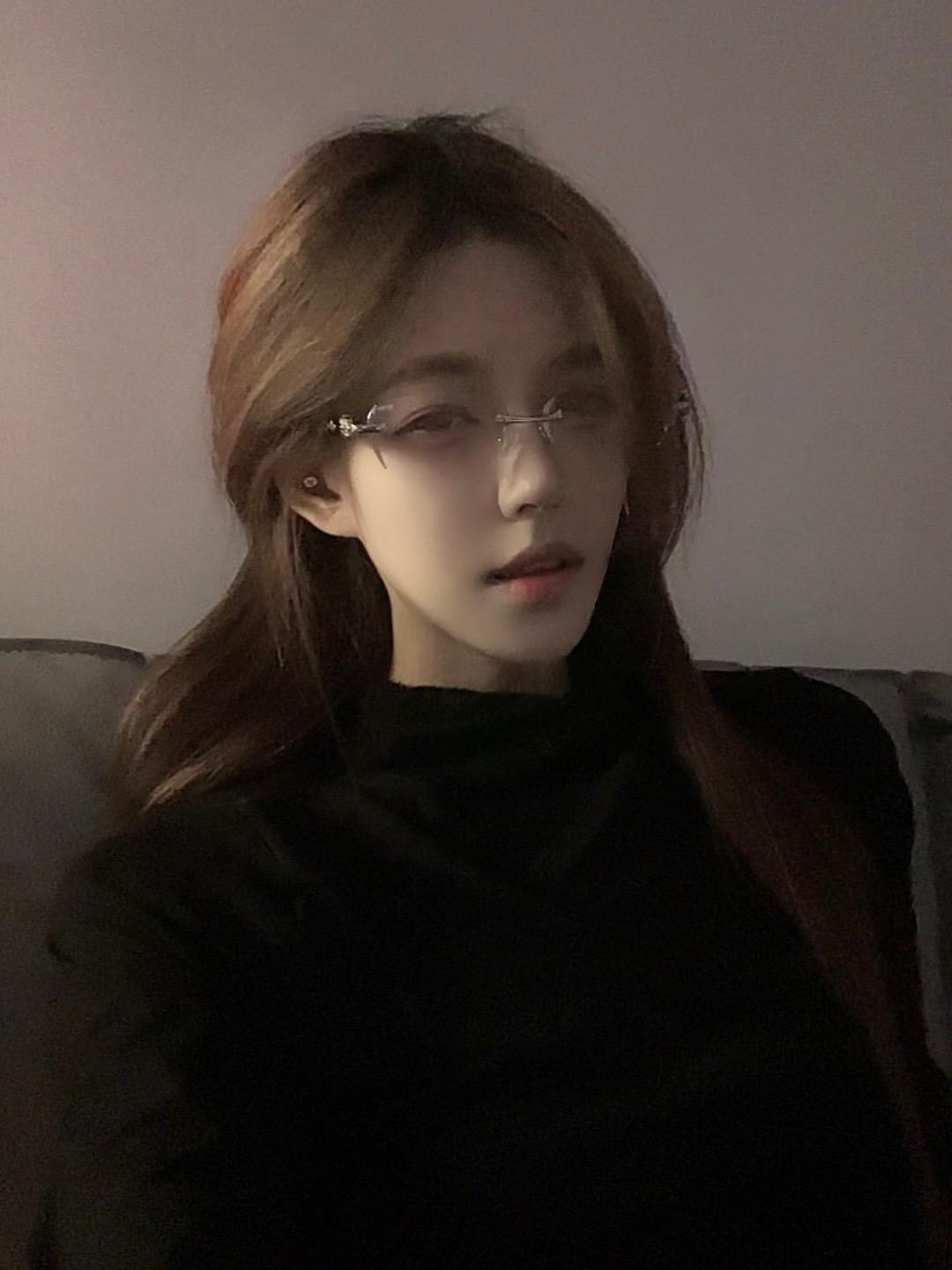 方圆十里 0躲好 1躲好 女的躲好