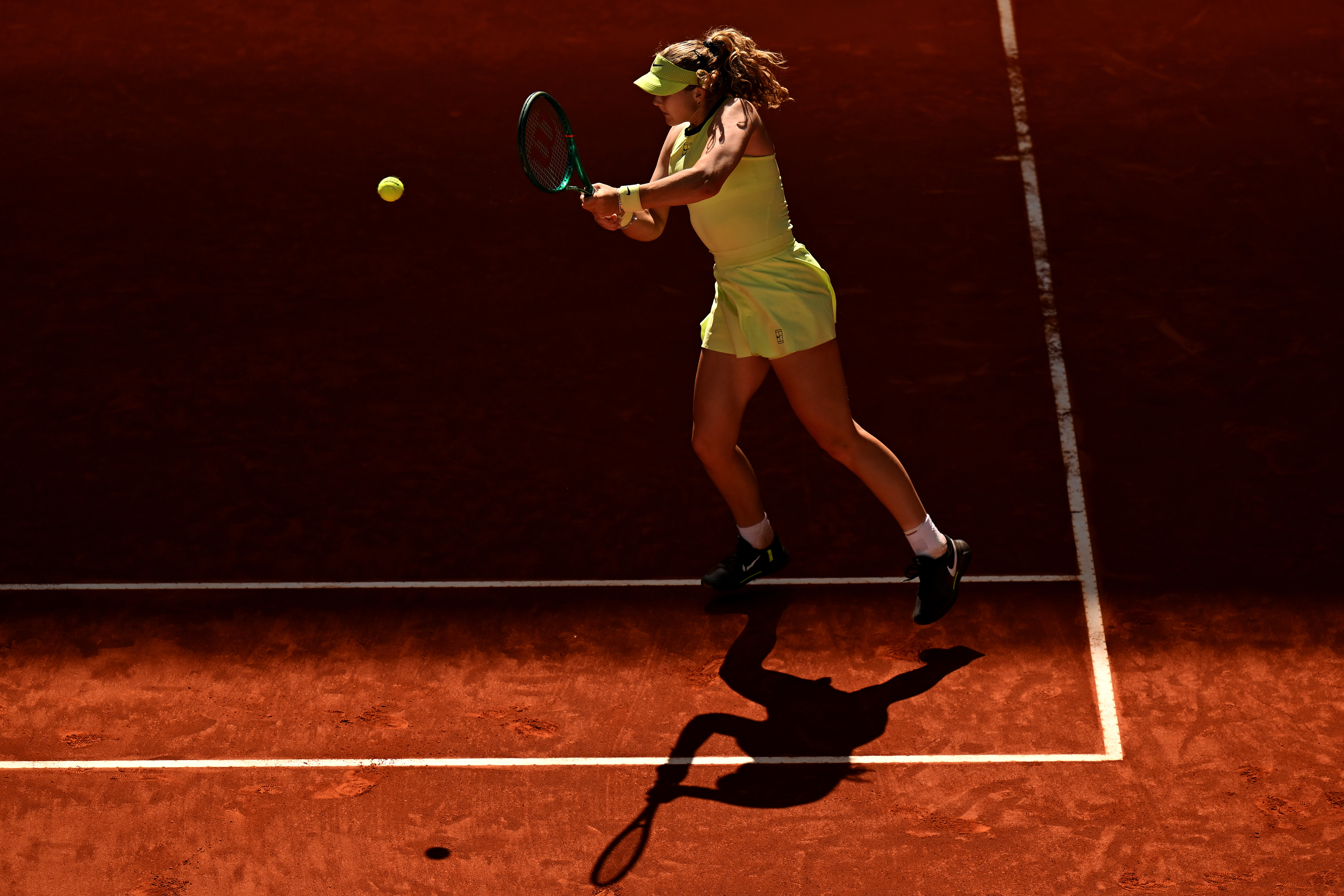 三盘大战时间⏰即时战况：米拉·安德列娃6-3赢下第二盘，大比分和邦达尔战平。比赛