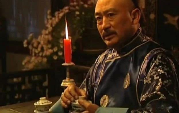 康熙的长子大阿哥 爱新觉胤禔在被剥夺直郡王爵位以至其在雍正12年以贝子规格下葬之