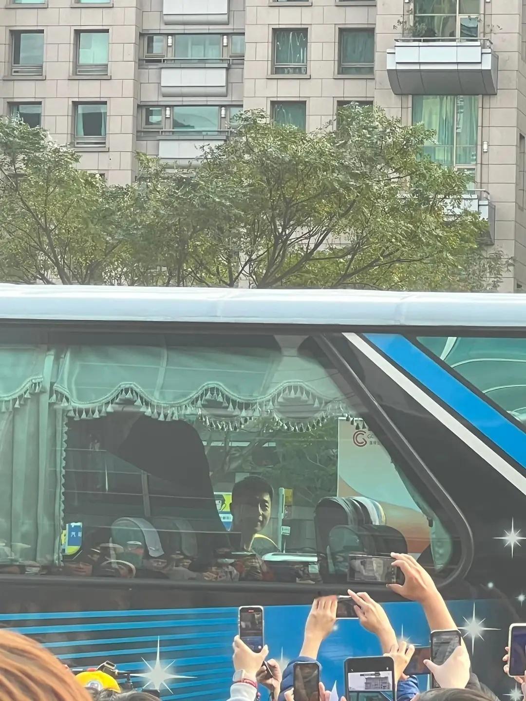 馬龍訪台 終於見到他本人了 超帥的（张小琴） 