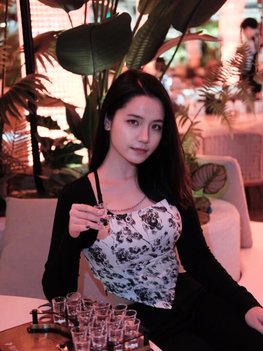 广州！找到我的巨型浮空空中餐吧了 🍹