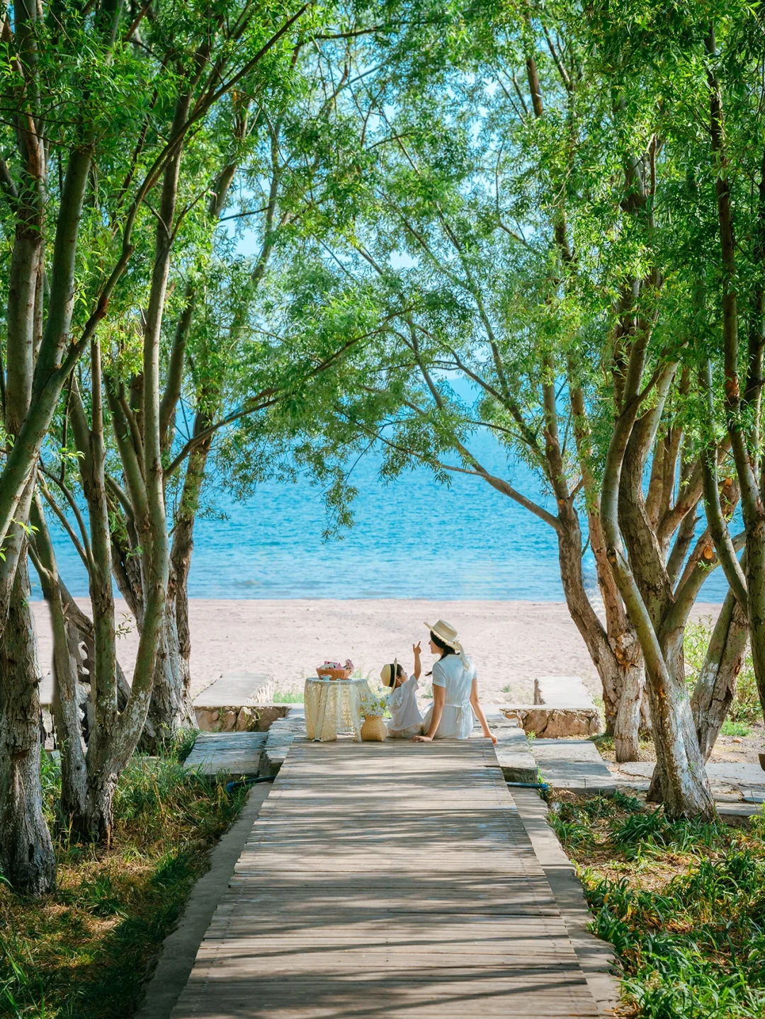 不夸张，抚仙湖绝对是亲子出游天花板！