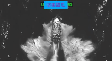 美国军方周五宣布，在东太平洋袭击一艘涉嫌运毒船只，造成四人死亡。

美国南方司令