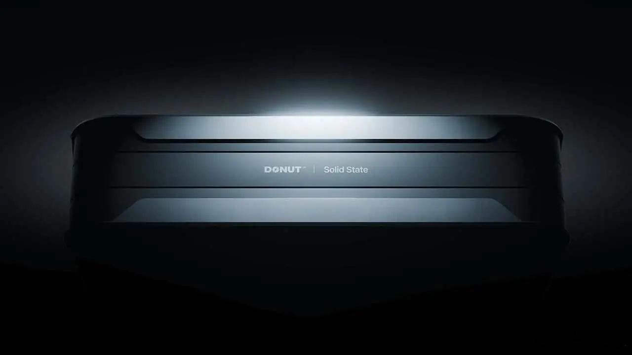 名车志新闻 【5分钟充满，10万次循环，全球首款量产全固态电池来了！】芬兰初创公