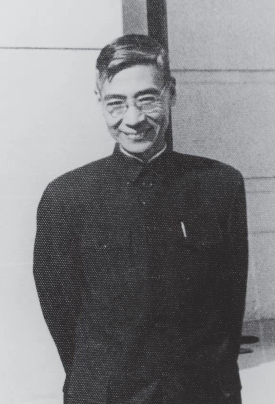 摘出郭永怀院士的老照片。他是我国唯一一位以烈士身份被追授「两弹一星功勋奖章」的科
