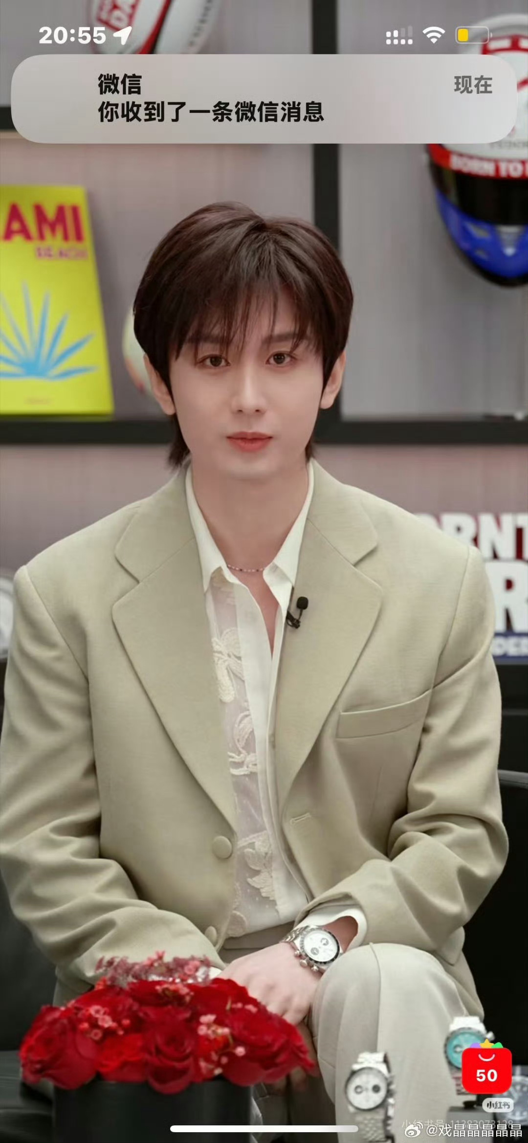 小小的五官，大大的脸盘 