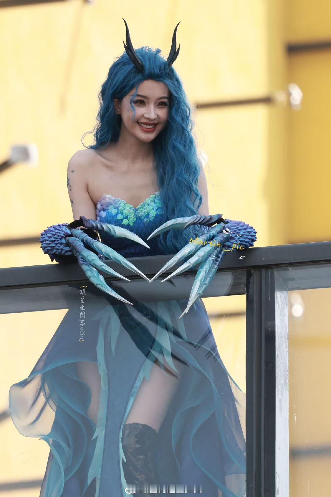 孙怡[超话]孙怡好六cos敖闰你好星期六 看到孙怡好六cos敖闰的路透，才知道什