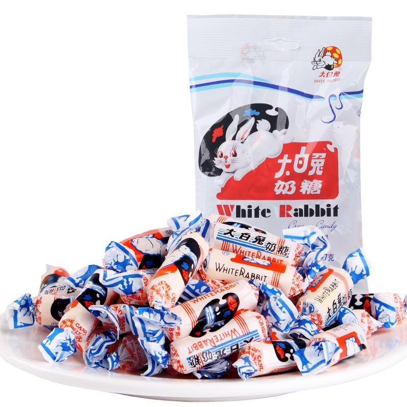 一、几个典型 “求糖” 故事
徐福记酥心糖团购（米兰中央车站旁四星级酒店）
前台