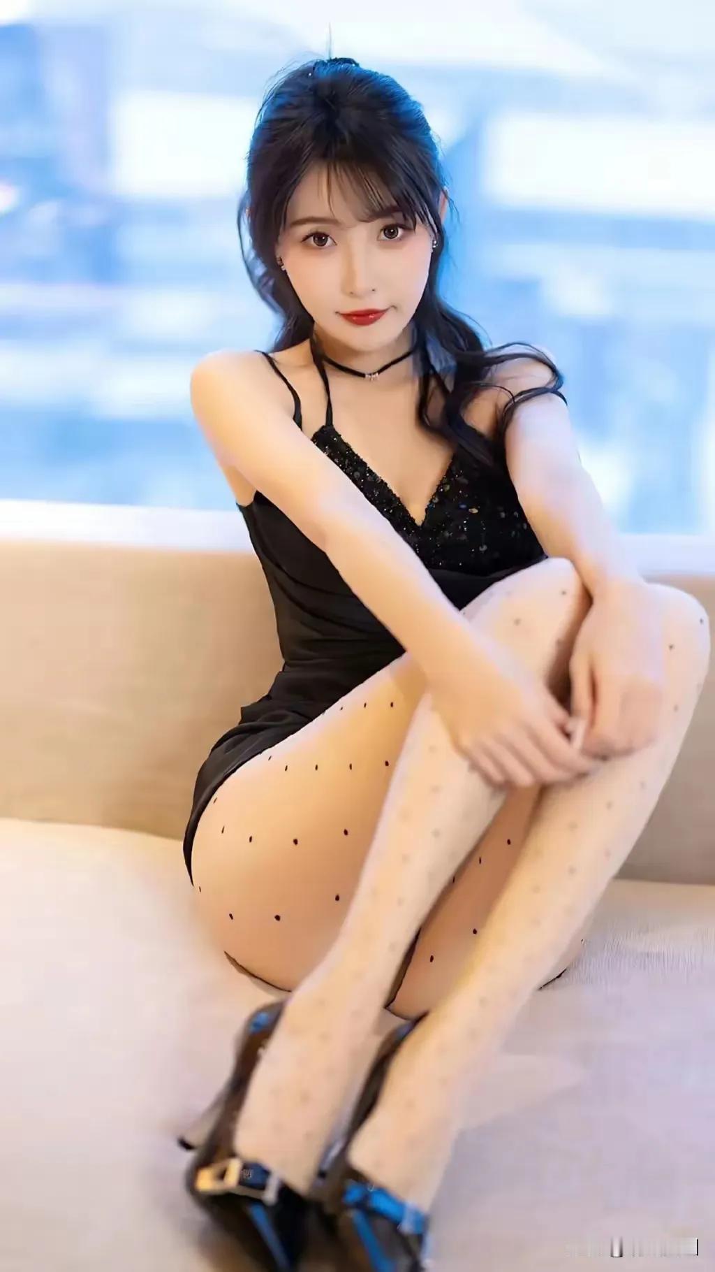 #上联：油盐酱醋伴日月，

求下联#琴棋书画度春秋