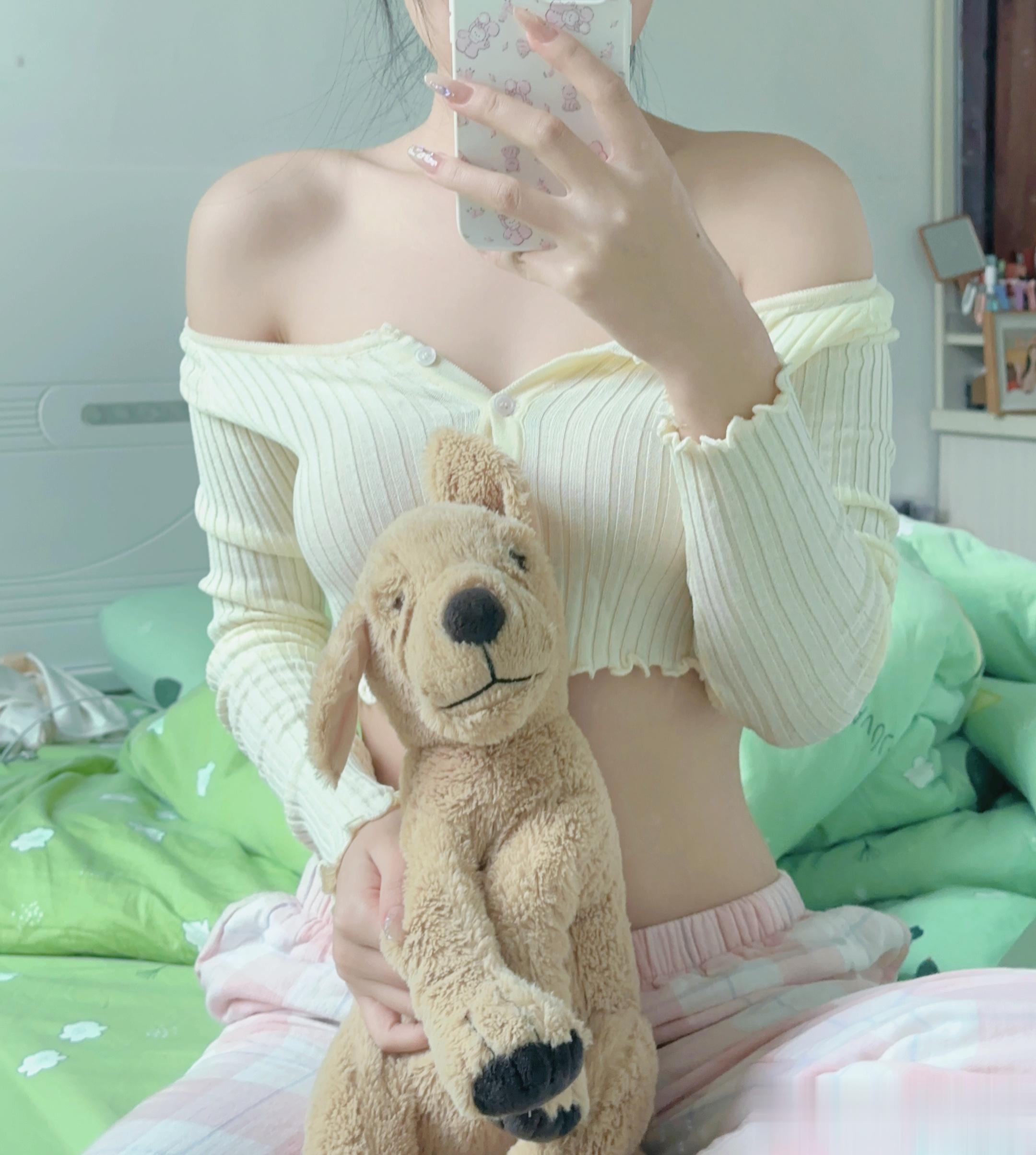 和小狗合照咯 ​​​