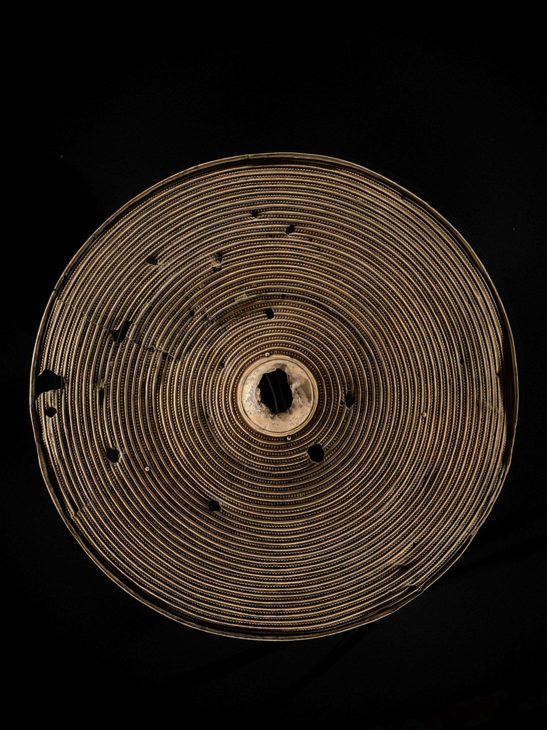 苏格兰国家博物馆特展 “苏格兰第一批武士” 展出1779年苏格兰Ayrshire