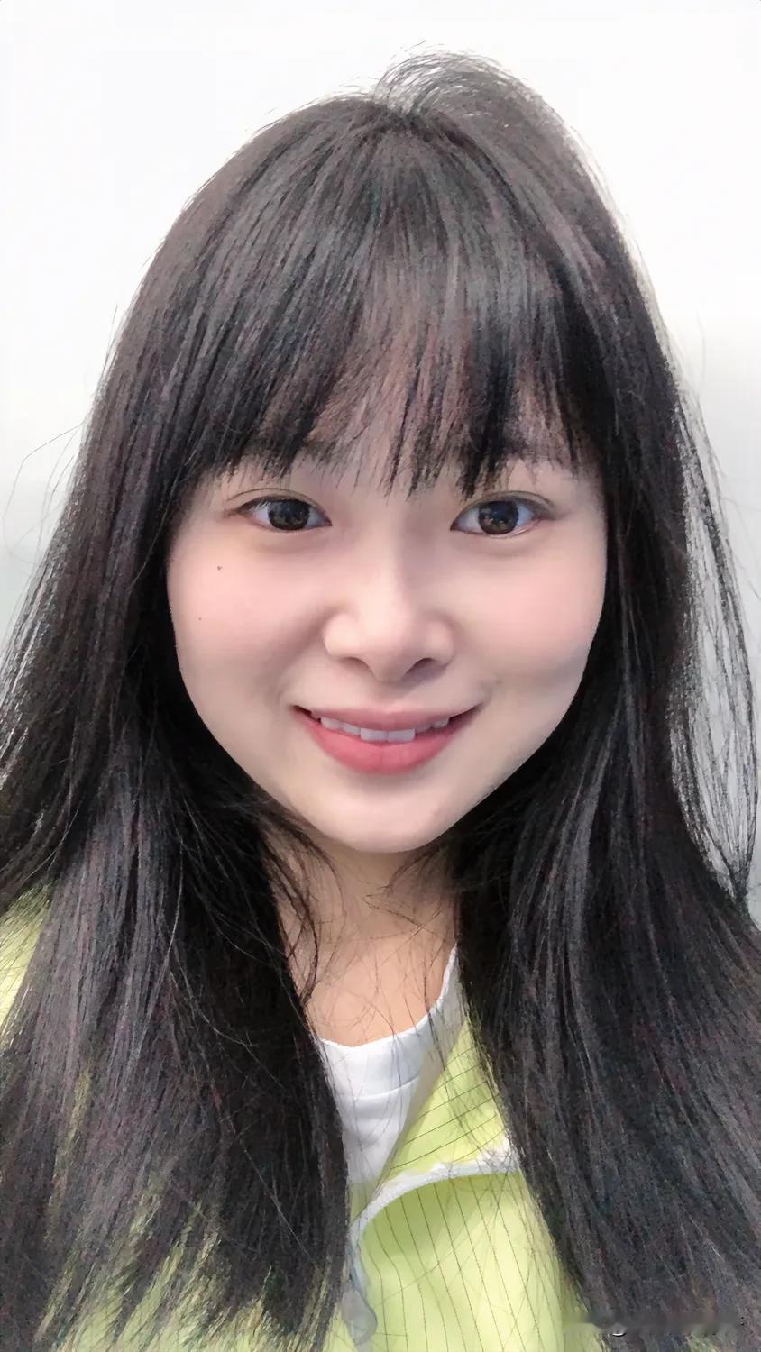 昨天早上8点下夜班，今天早上8点上白班，还怎么有时间谈恋爱，可别耽误人家靓仔了！