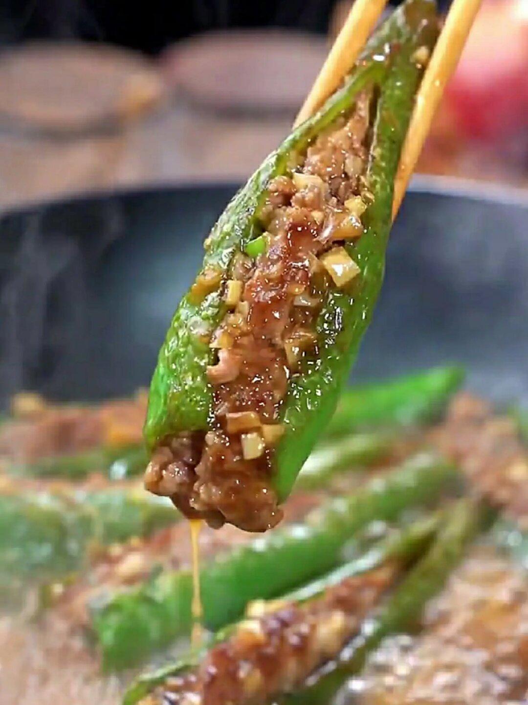 青椒酿肉绝对是下饭菜的扛把子！！