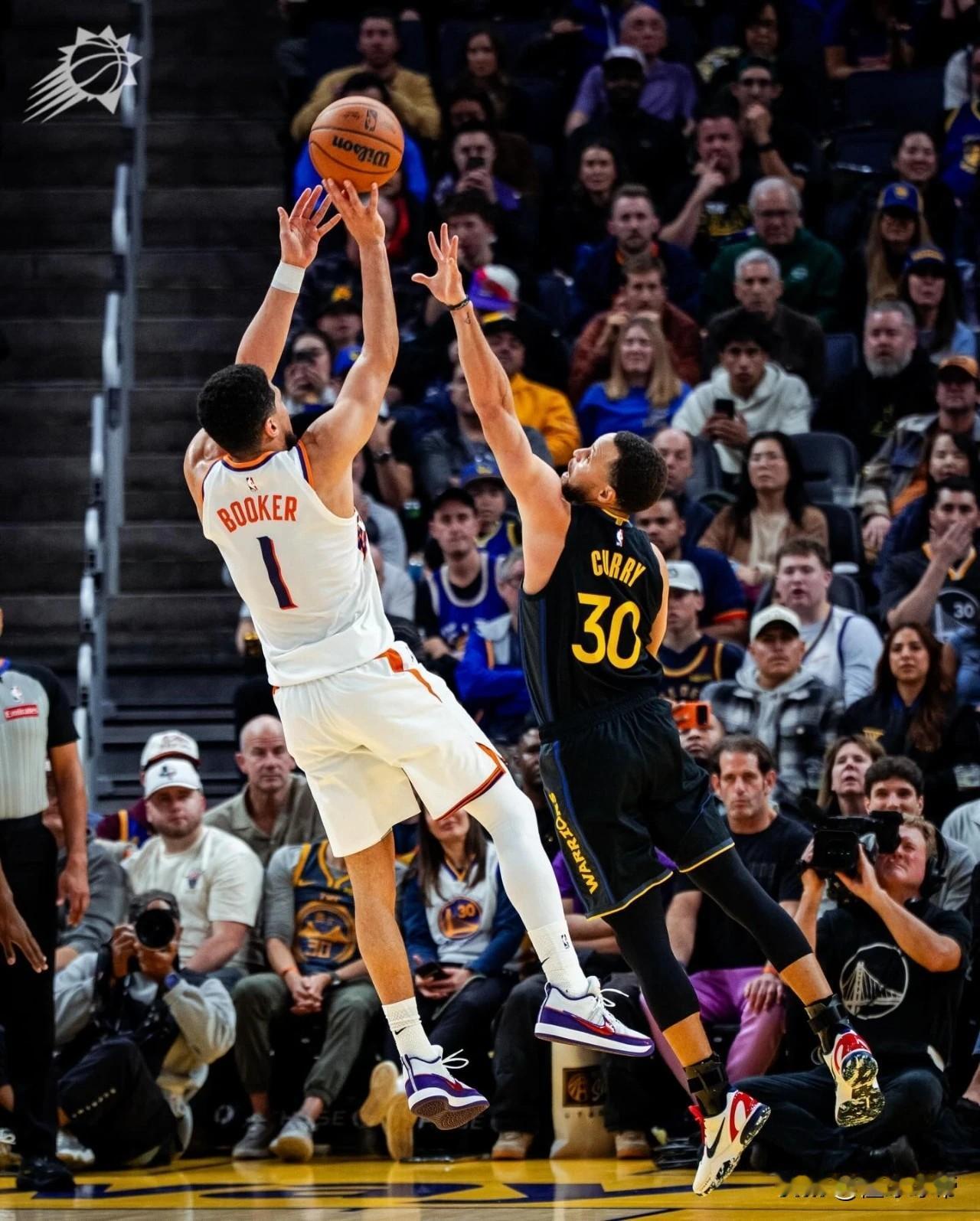 终于赢了，库里拼尽全力爆砍28分10篮板6助攻带领勇士战胜复仇太阳!

在今天勇